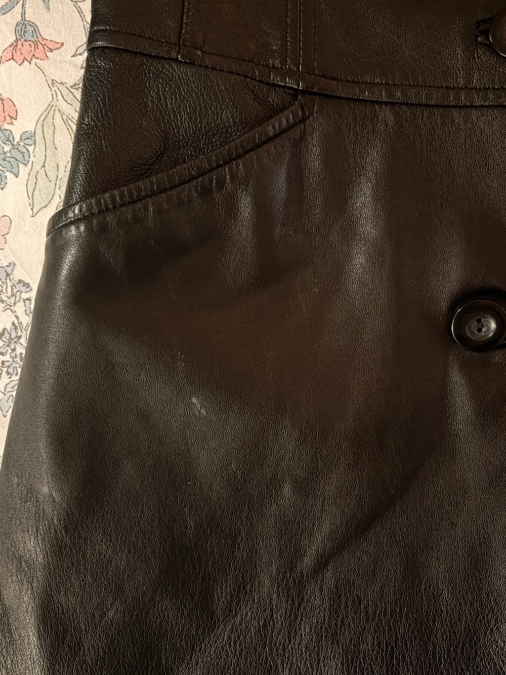 Vintage Women's Black Leather Button-Front Coat - Picture 4 of 4